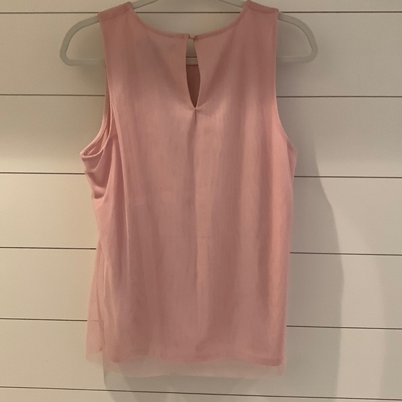 White House Black Market Detailed Tank - Picture 4 of 4